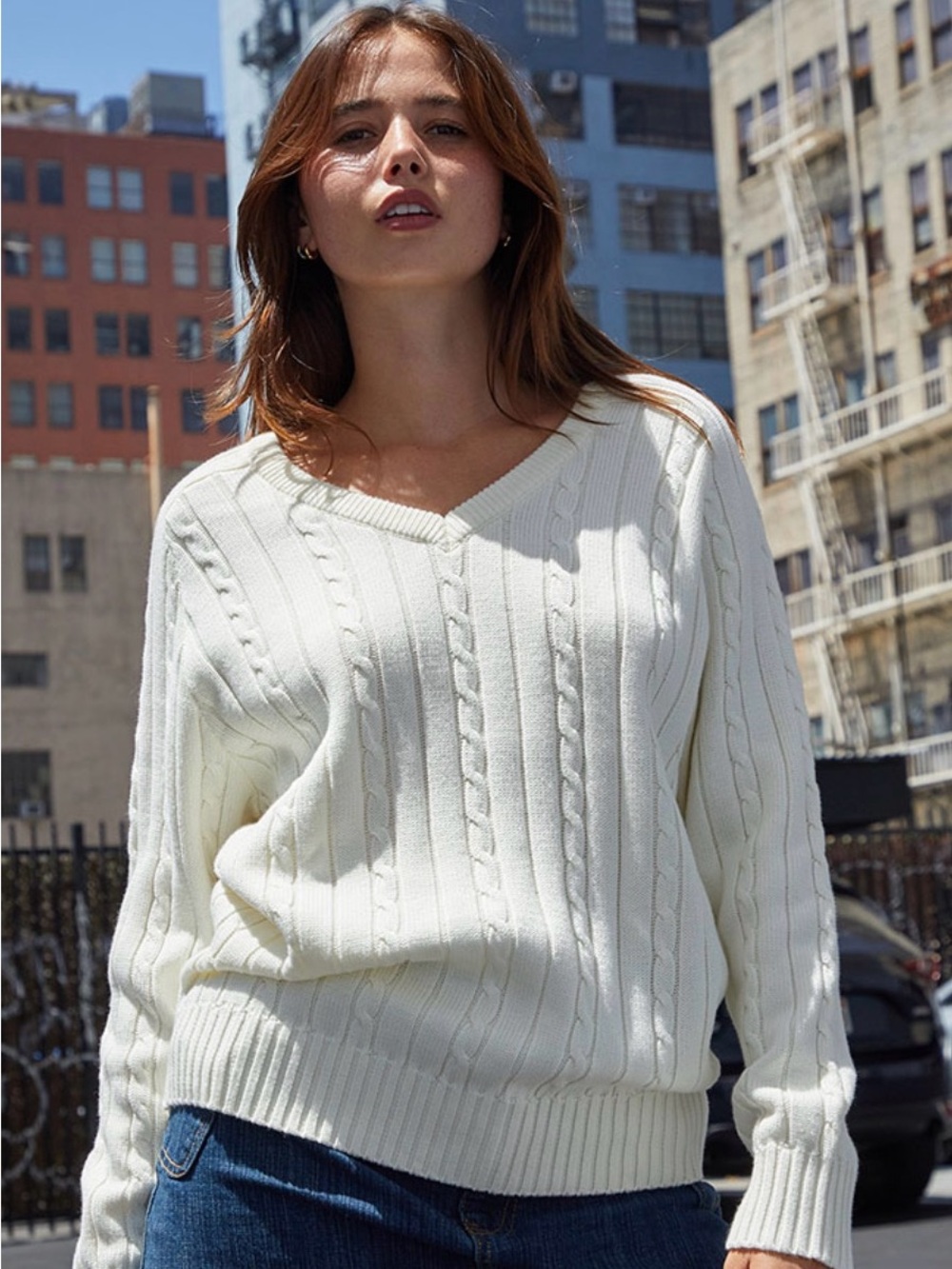Brandy Melville V-Neck Cable Knit Sweater - White